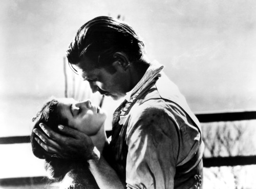 Fantastic fictional age-gap relationship #2: Scarlett O'Hara and Rhett Butler. Image via fanpop.com.